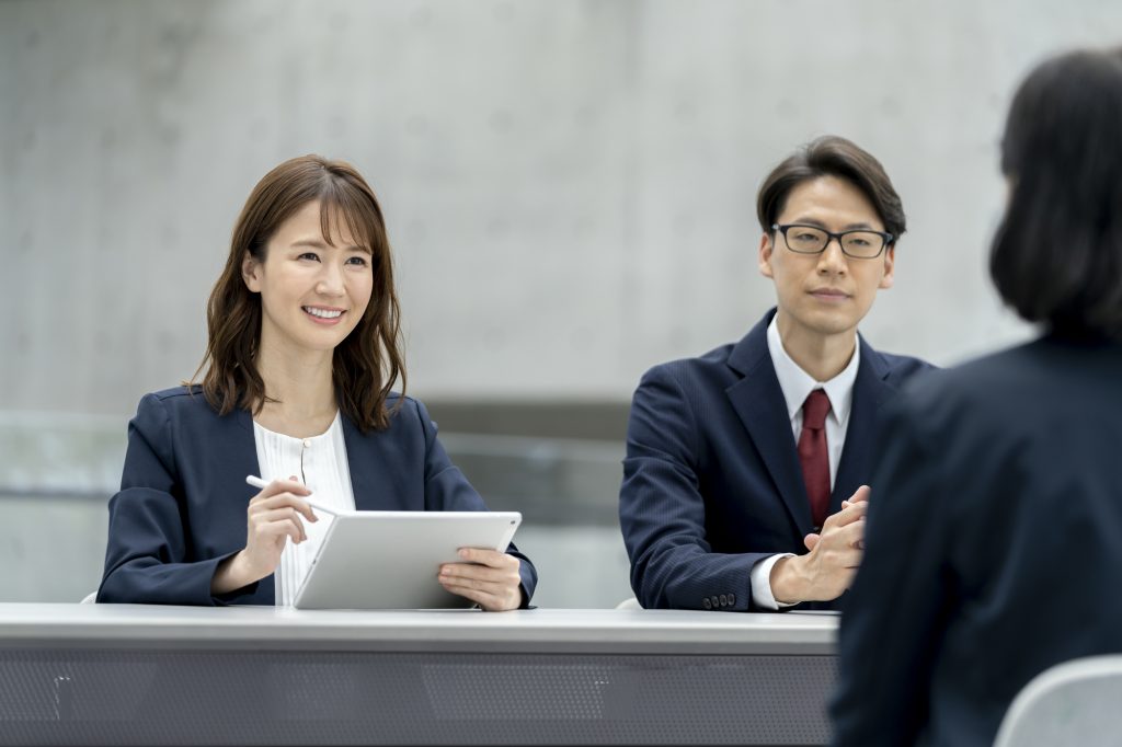 新卒の面接で効果的な質問集｜目的や評価ポイント・質問例一覧を紹介